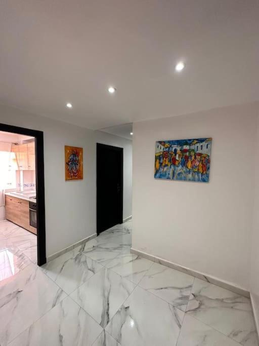 Charmant Appartement Avec Piscine 2Chambres Au Coeur De Gueliz Marrakesh Exteriör bild